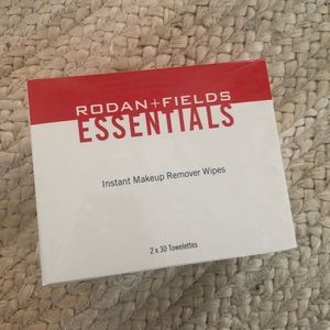 NIB ⭐️ Rodan & Fields Makeup Remover Wipes ⭐️